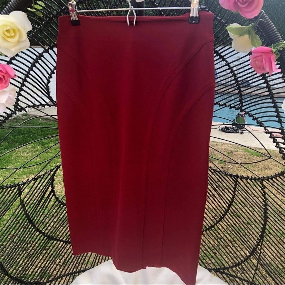 Shape FX Red Pencil Straight Skirt Sz 6 Tall